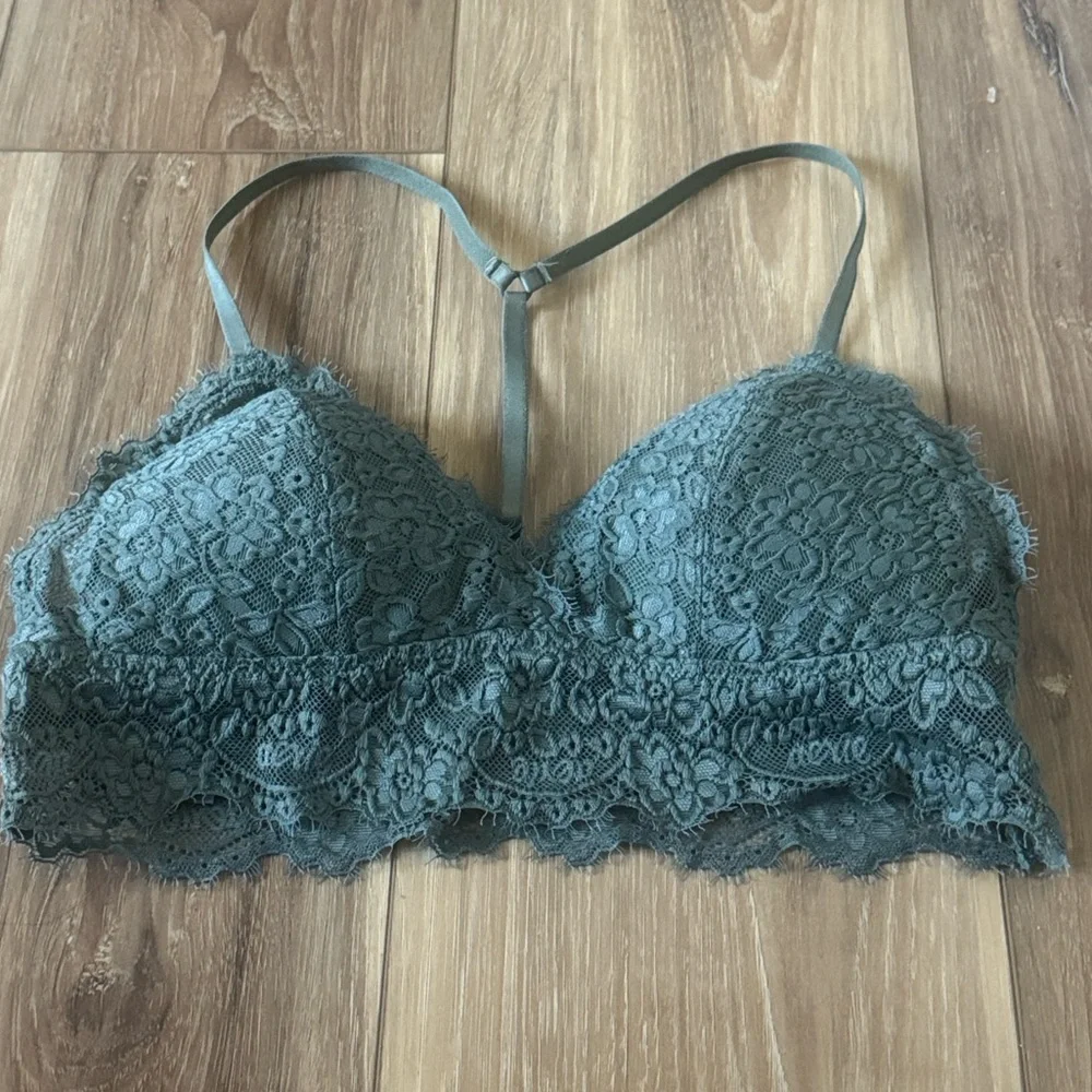 Aerie Lace Bralette in green Gray - Picture 3 of 5
